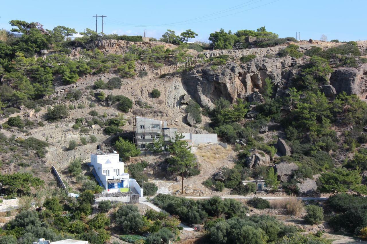 אגיה פוטיה Aaron Studios Apartments מראה חיצוני תמונה